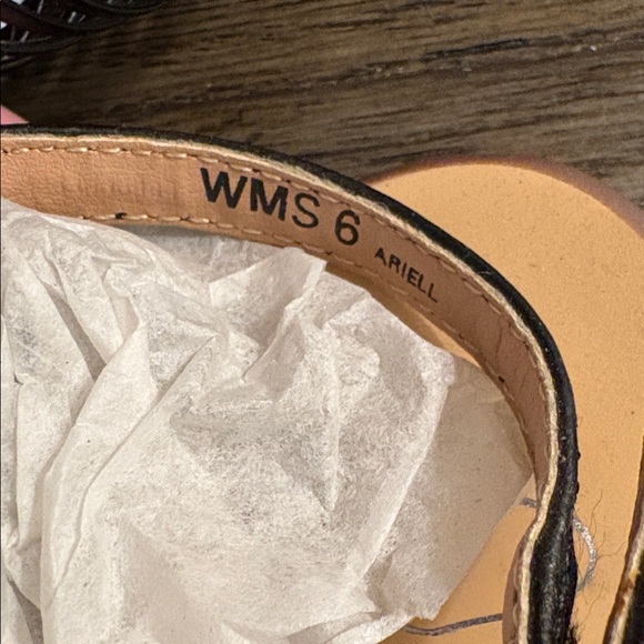 NIB [Report Signature] Ariell Woven Strappy Thong Flat Sandals Black Women’s 6 - Picture 7 of 9